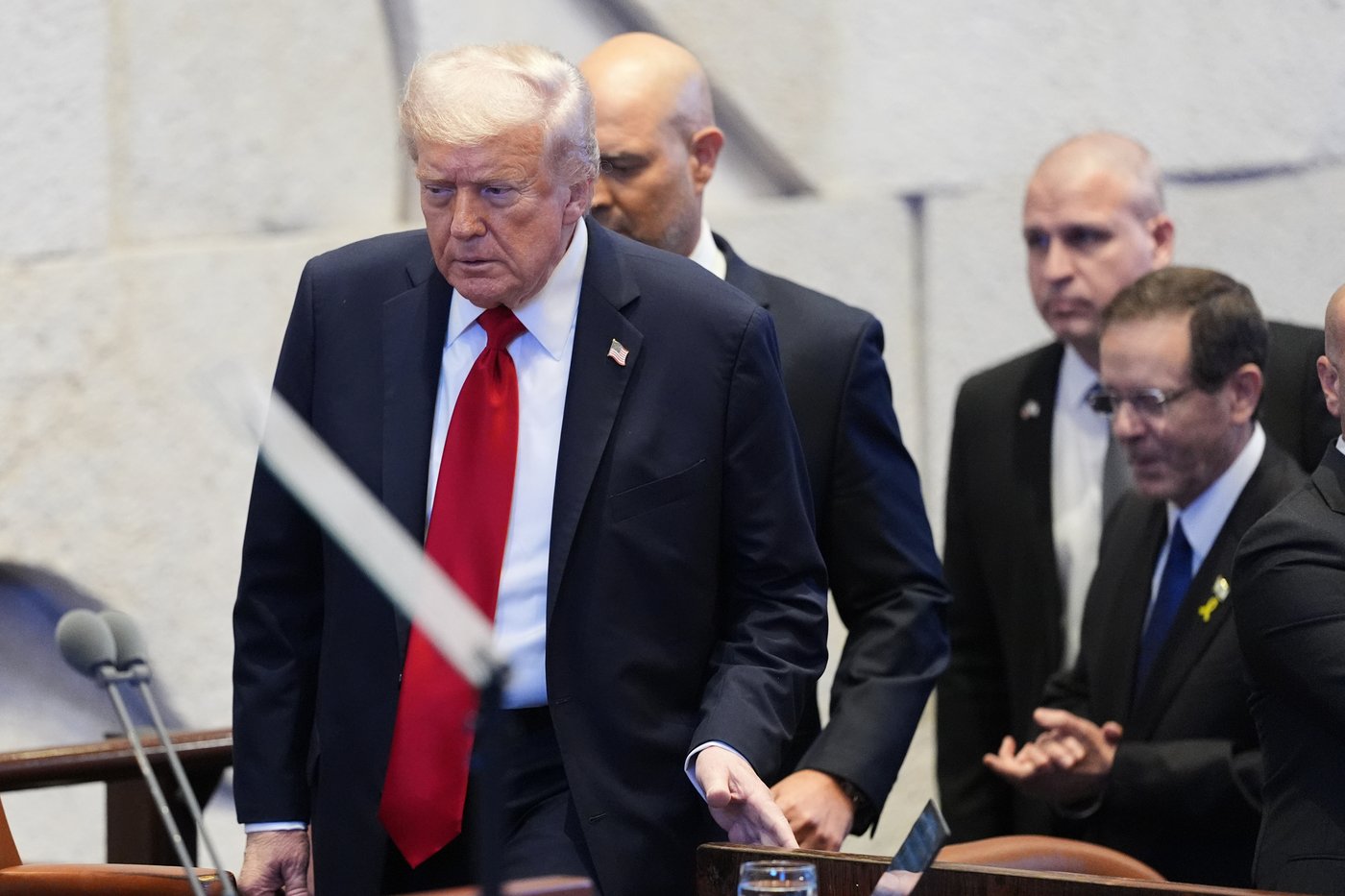 Trump is in Israel to tout a ceasefire he believes could foster lasting Middle East peace | iNFOnews.ca