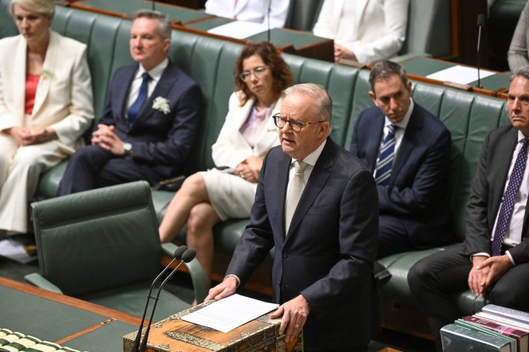 Australian Parliament pays tribute to injured lawmaker under increased security | iNFOnews.ca