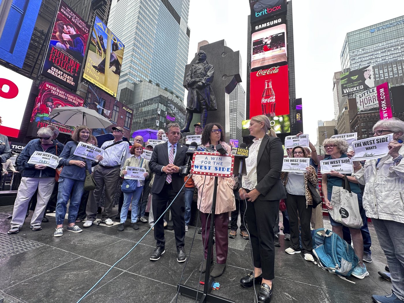 Broadway opposition brings the curtain down on a planned Times Square casino backed by Jay-Z | iNFOnews.ca