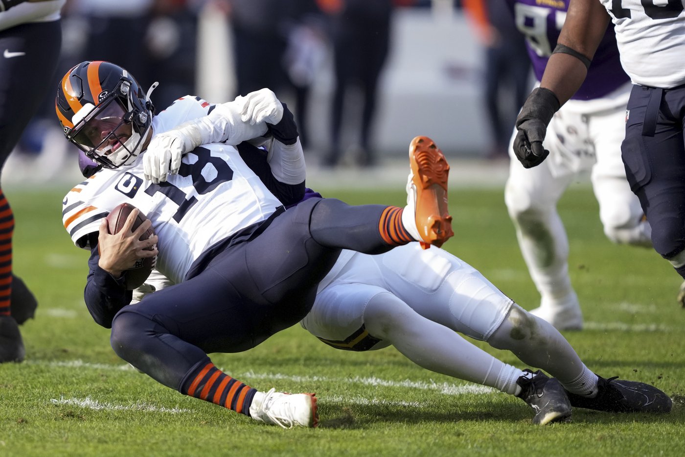 Lions coach Dan Campbell and his wife hoping for win over Bears to make him happy on Thanksgiving | iNFOnews.ca