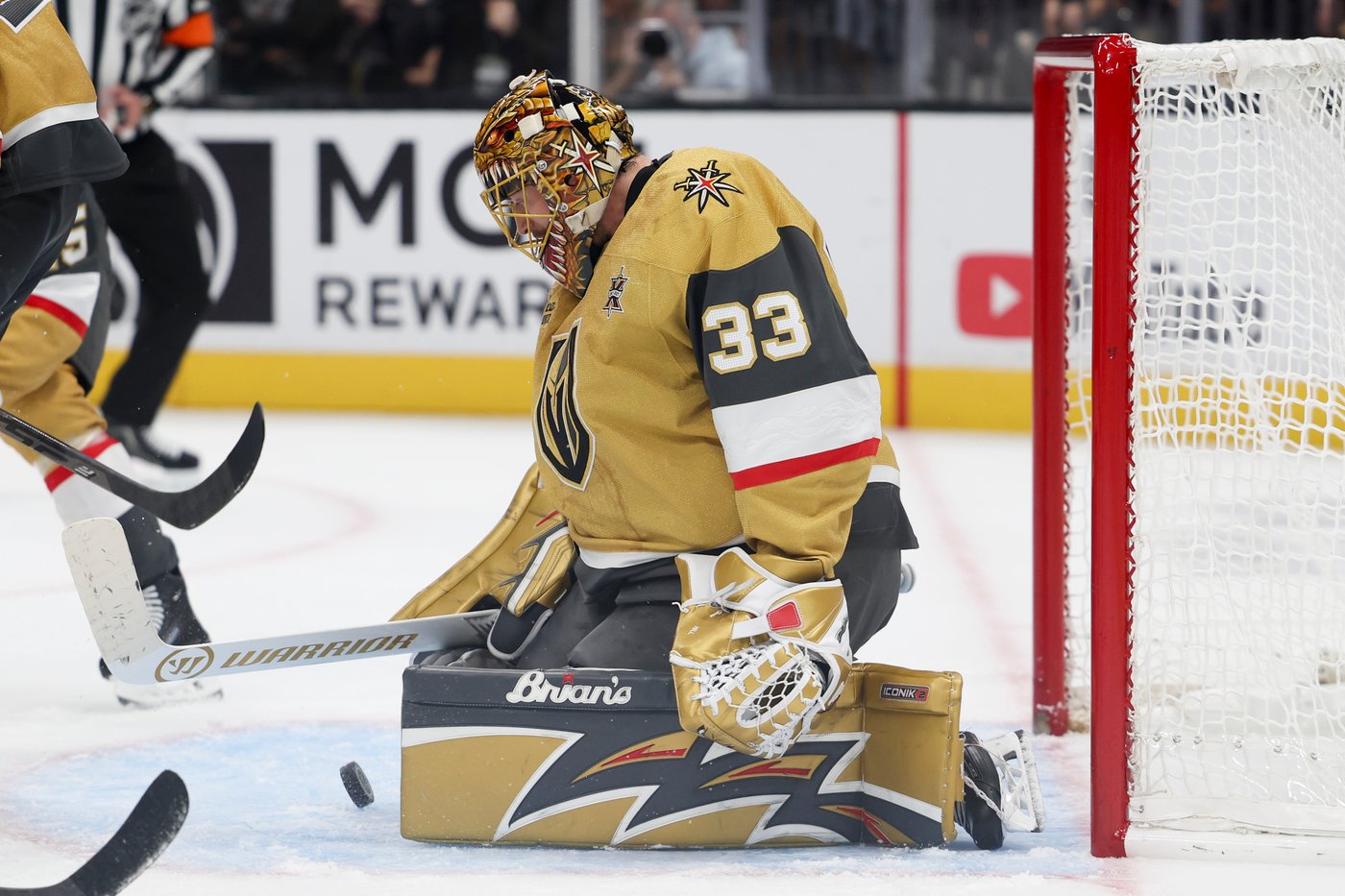 Golden Knights rout Penguins 6-2 as Mark Stone nets a goal and 2 assists | iNFOnews.ca Golden Knights rout Penguins 6-2 as Mark Stone nets a goal and 2 assists | iNFOnews.ca