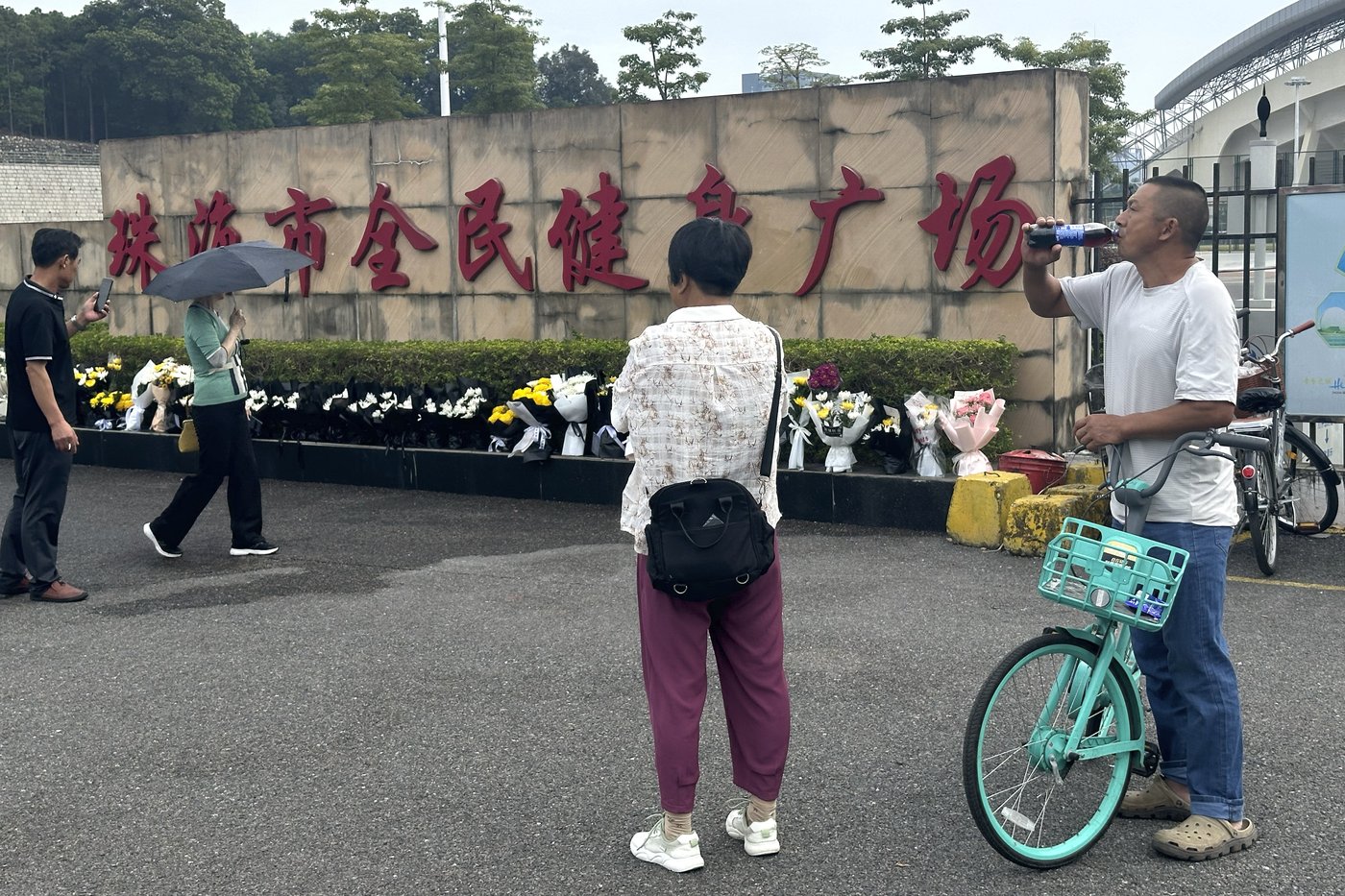 Public mourns 35 killed in attack at sports complex in southern Chinese city | iNFOnews.ca Public mourns 35 killed in attack at sports complex in southern Chinese city | iNFOnews.ca