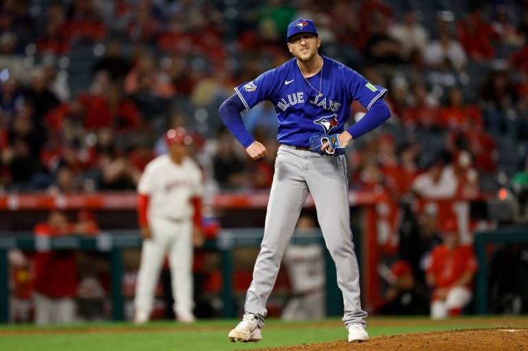 Blue Jays are moving struggling Jeff Hoffman out of the closer's role | iNFOnews.ca