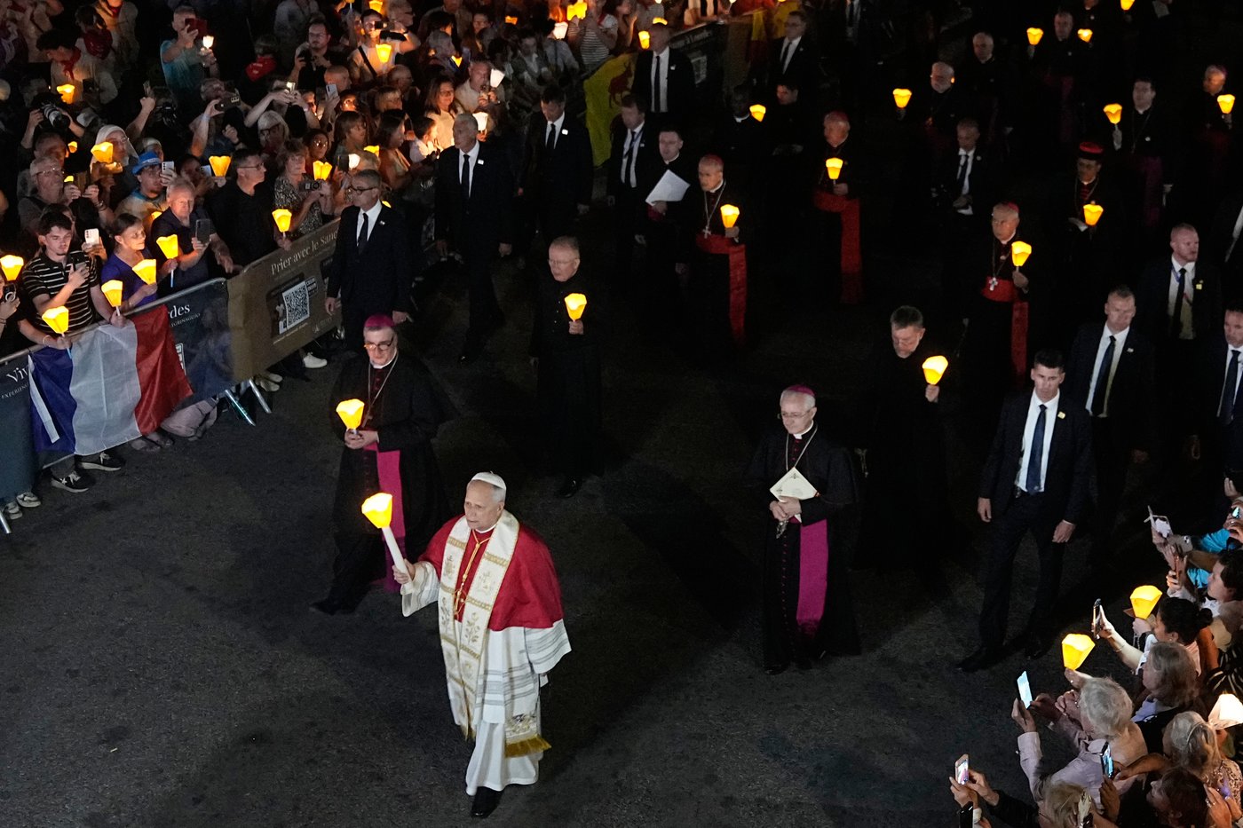 Pope urges religious leaders in France to preach peace as he recalls foundations of European unity | iNFOnews.ca Pope urges religious leaders in France to preach peace as he recalls foundations of European unity | iNFOnews.ca