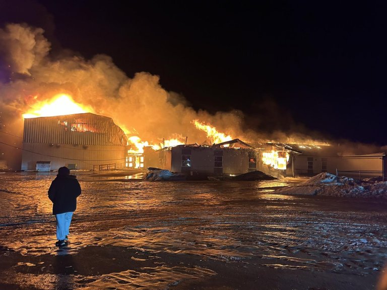 Fire engulfs First Nation school in northeastern B.C. near Fort St. John | iNFOnews.ca