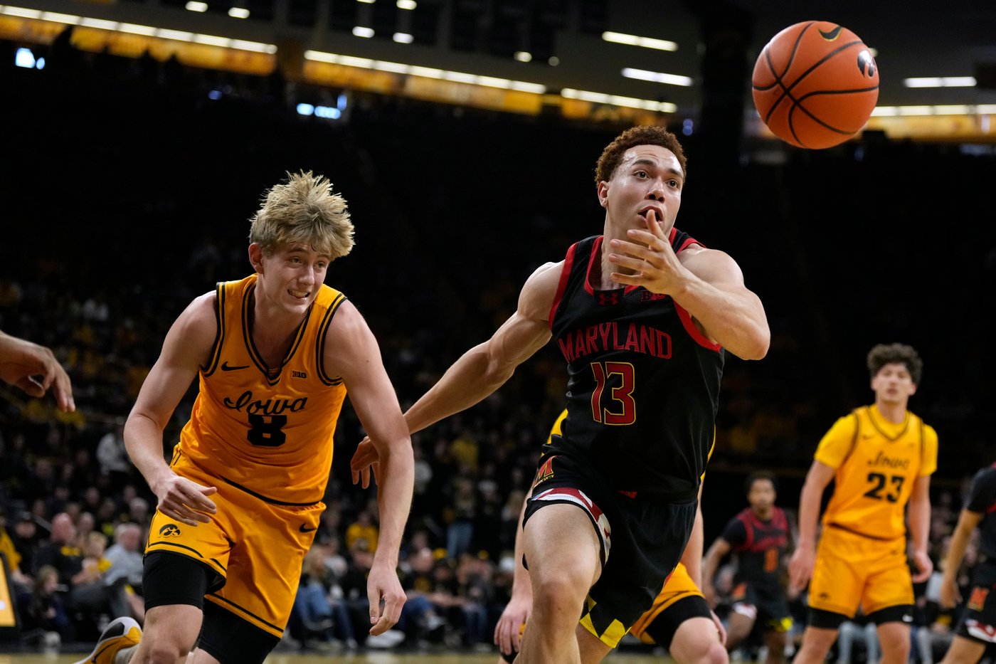 Bennett Stirtz scores 25 points and Iowa beats Maryland 83-64, gives Ben McCollum first Big Ten win | iNFOnews.ca