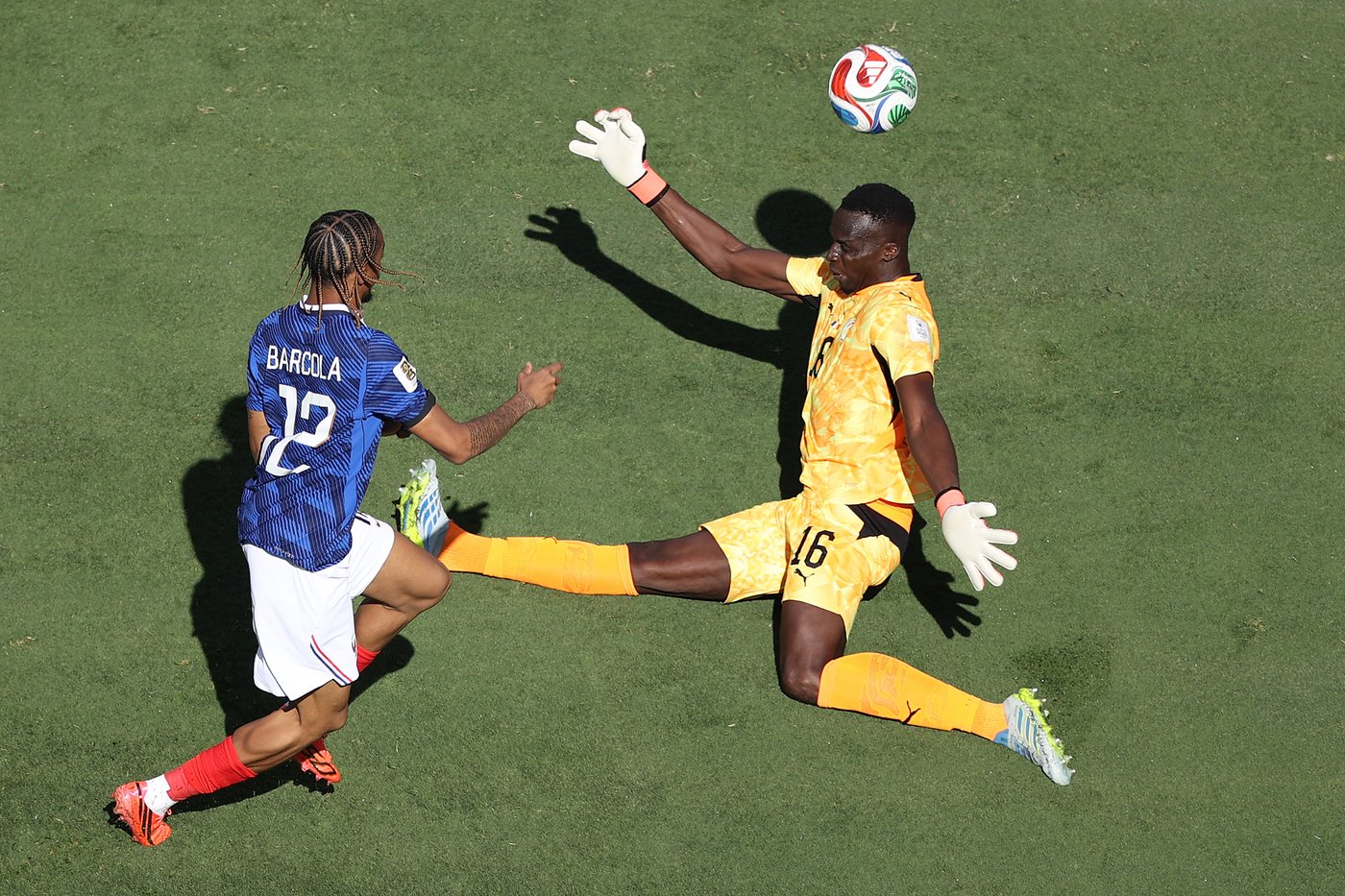 Senegal coach isn't saying how much he'll change against Norway at the World Cup | iNFOnews.ca