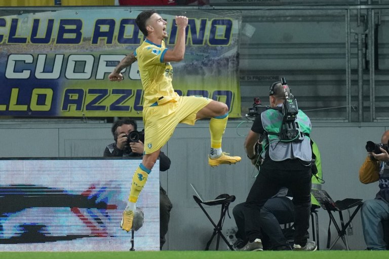 Raimondo scores hat trick for Frosinone in Italy. Frankfurt ends winless drought at home | iNFOnews.ca