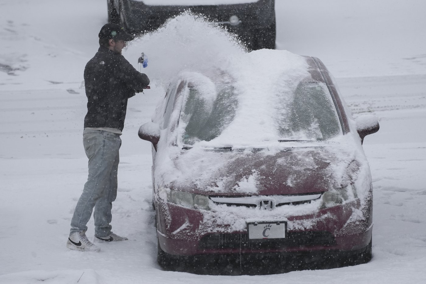 Winter blast of snow, ice and bitter cold grips the US from the Midwest to the East Coast | iNFOnews.ca Winter blast of snow, ice and bitter cold grips the US from the Midwest to the East Coast | iNFOnews.ca