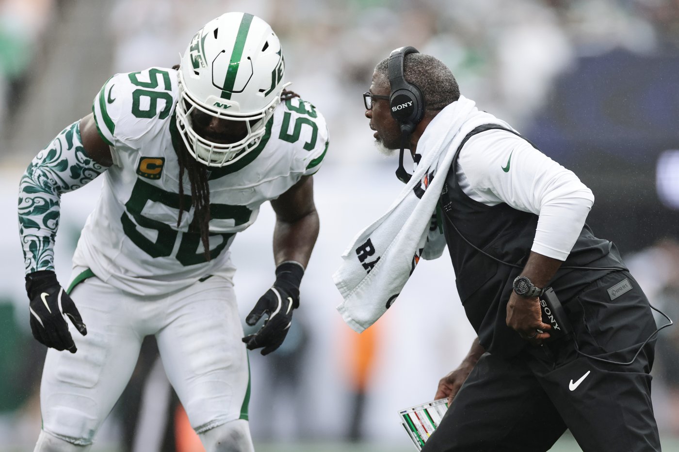Aaron Glenn stands by his late decisions in Jets' overtime loss to Packers | iNFOnews.ca