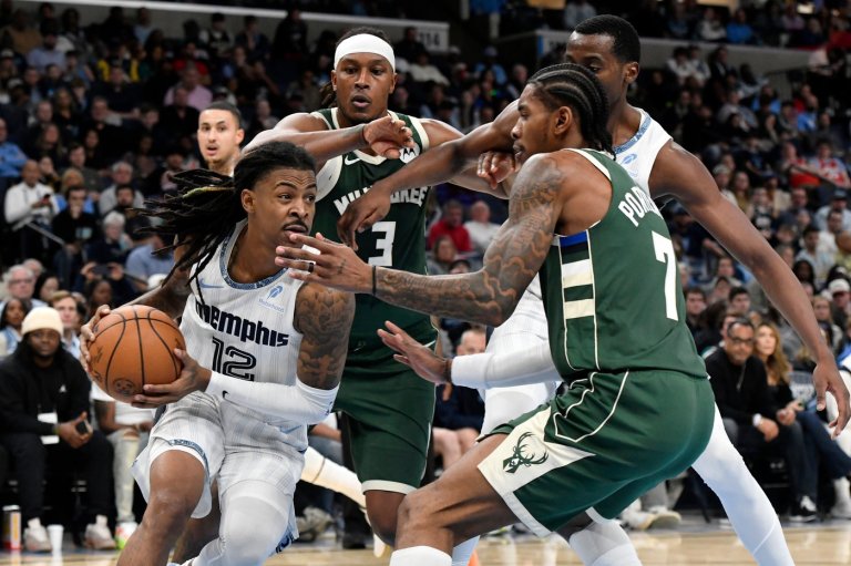 Jackson scores 24 points and Morant adds 17 in his return as the Grizzlies beat the Bucks 125-104 | iNFOnews.ca