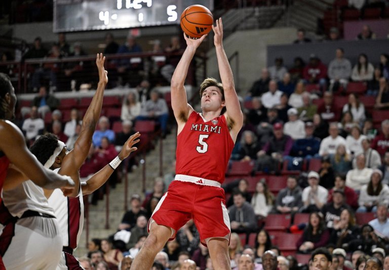 No. 22 Miami of Ohio wins 26th straight, remains unbeaten with 86-77 win over UMass | iNFOnews.ca