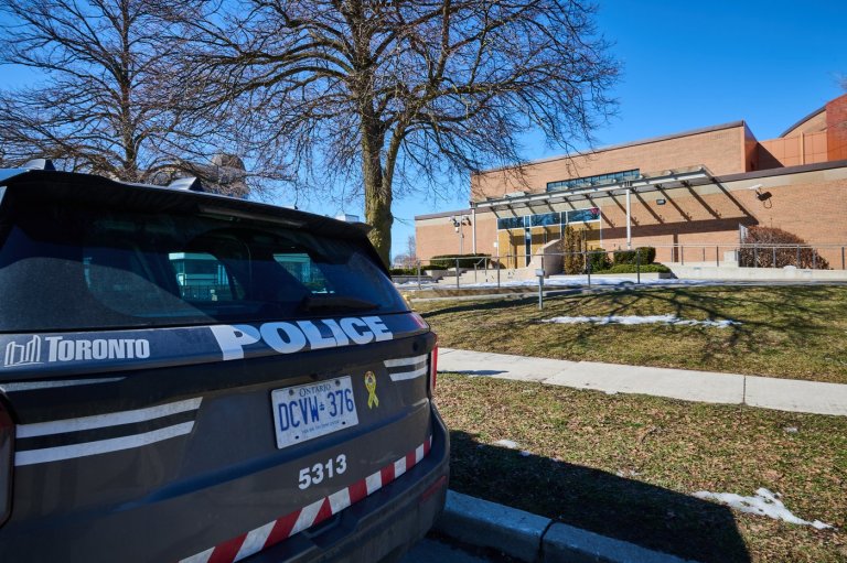 Senators call on Carney to restore antisemitism envoy, step up fight against hate | iNFOnews.ca