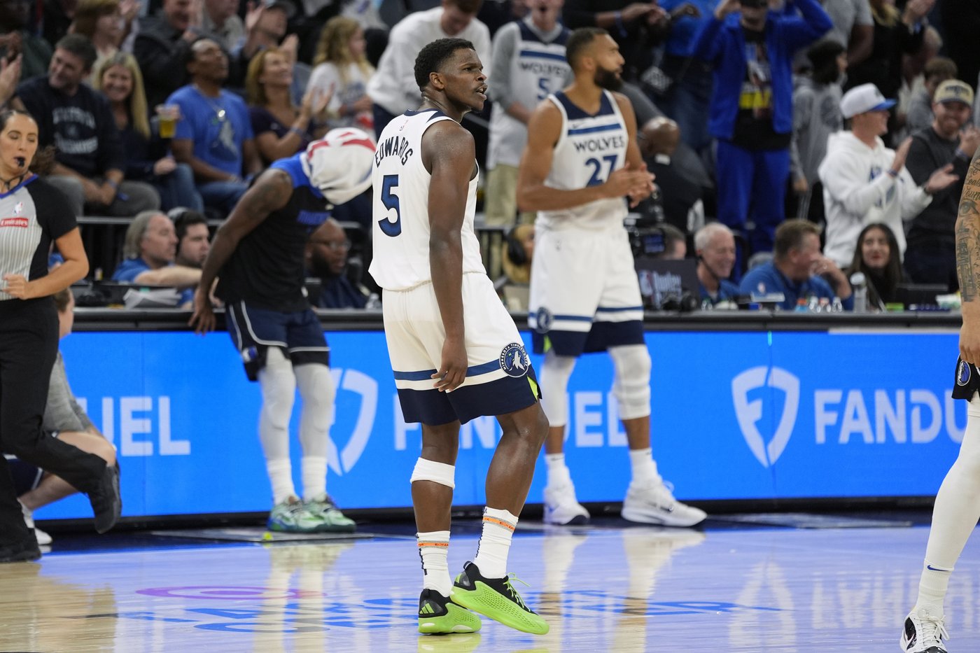 Mavericks fend off Timberwolves 120-114 in West finals rematch behind Irving's 35 points | iNFOnews.ca Mavericks fend off Timberwolves 120-114 in West finals rematch behind Irving's 35 points | iNFOnews.ca
