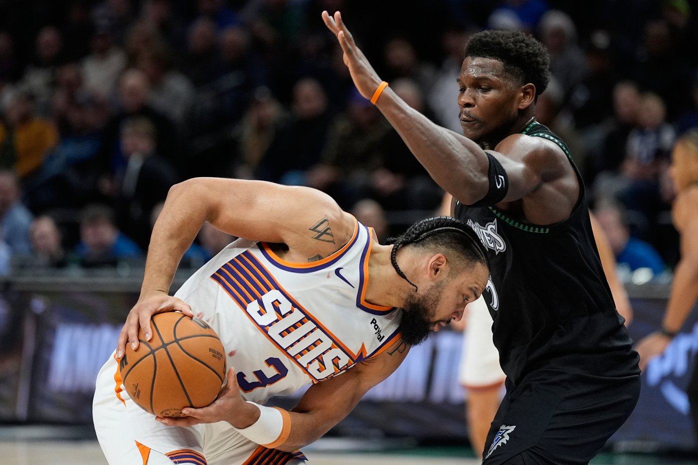 Suns overcome Edwards' 40 points and snap Timberwolves' 5-game win streak with 108-105 victory | iNFOnews.ca Suns overcome Edwards' 40 points and snap Timberwolves' 5-game win streak with 108-105 victory | iNFOnews.ca