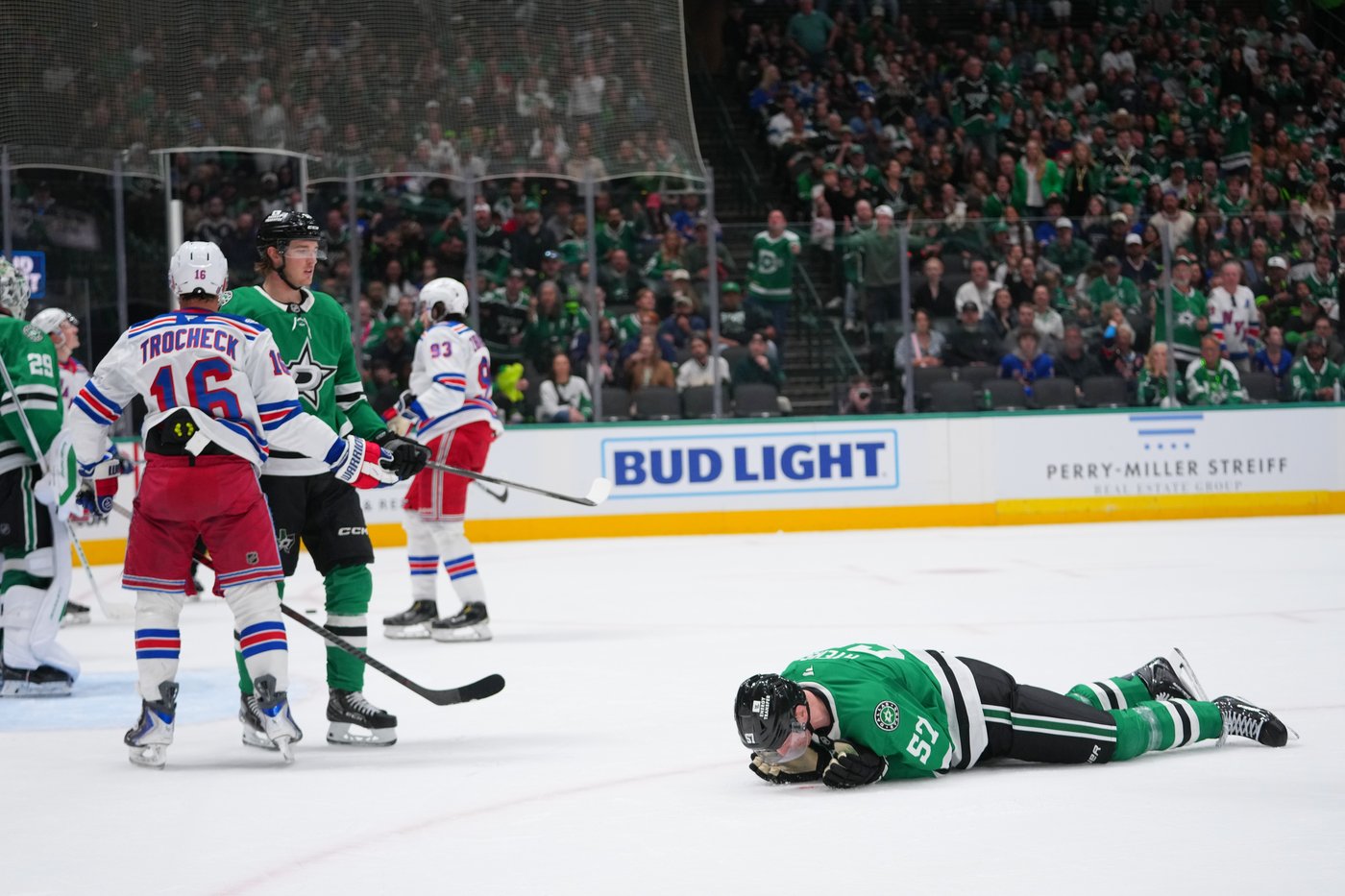 Robertson scores twice, Oettinger earns shutout as Stars beat Rangers 2-0 and clinch 2nd in Central | iNFOnews.ca Robertson scores twice, Oettinger earns shutout as Stars beat Rangers 2-0 and clinch 2nd in Central | iNFOnews.ca