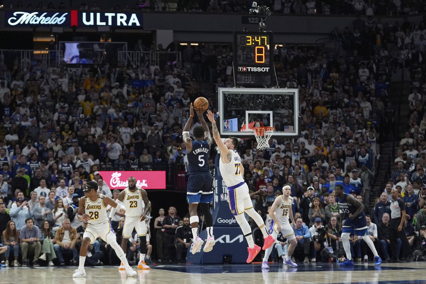 Anthony Edwards is 'just trying to be a pest' to LeBron James. The T-wolves won't back down from LA | iNFOnews.ca