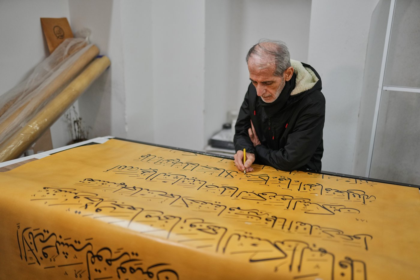 Iraqi calligrapher's handwritten Quran ends 6 years of artistry and craft | iNFOnews.ca