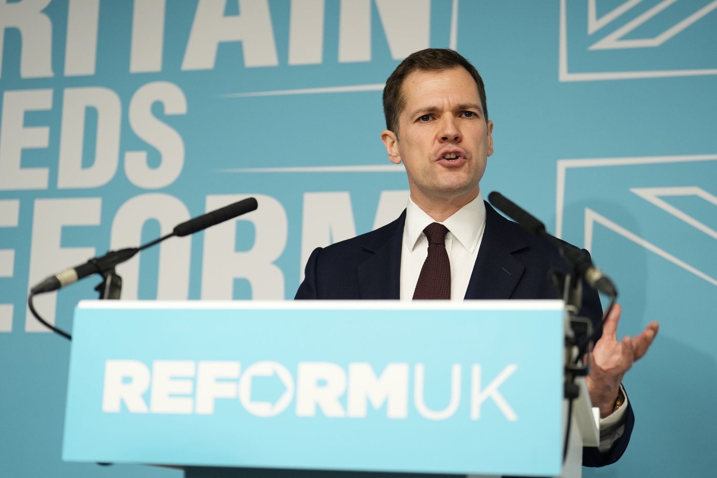 Britain's Conservative Party loses another high-profile lawmaker to hard-right Reform | iNFOnews.ca