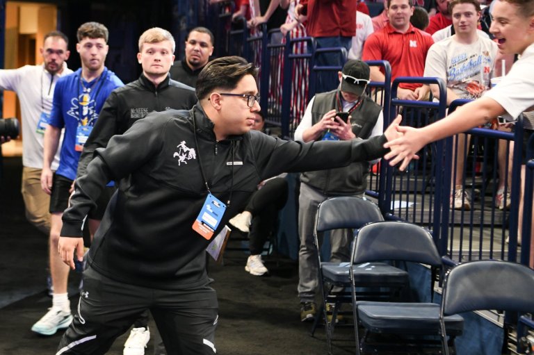 McNeese's boom box-carrying student manager Amir 'Aura' Khan is back for more March Madness | iNFOnews.ca