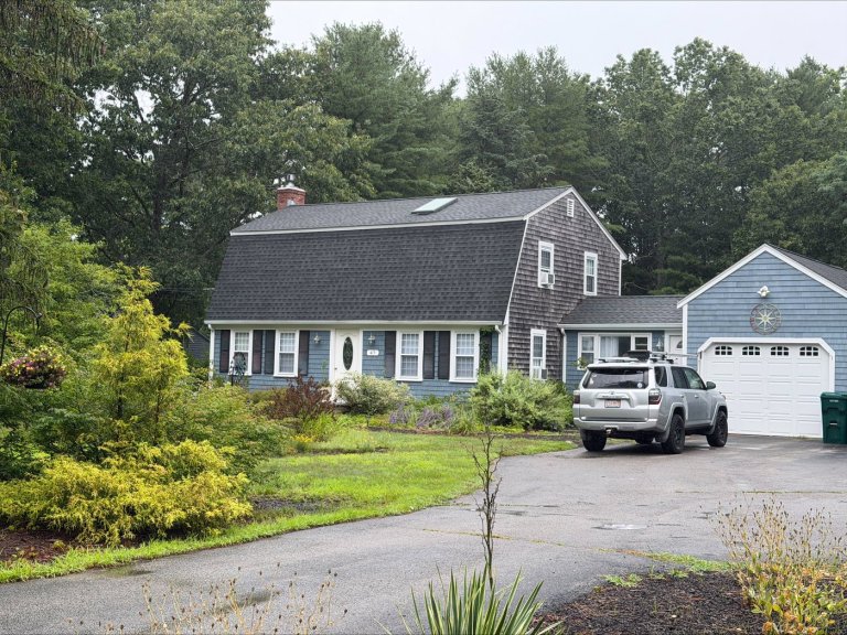 Jurors in Lindsay Clancy's trial visit the home where she killed her children | iNFOnews.ca