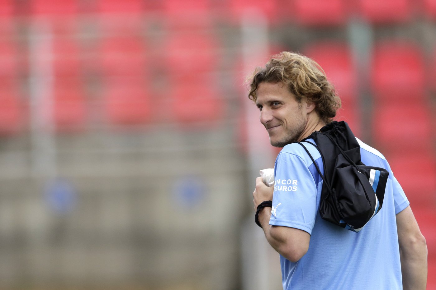 Former Uruguay soccer star Diego Forlán to make pro tennis debut at age 45 | iNFOnews.ca Former Uruguay soccer star Diego Forlán to make pro tennis debut at age 45 | iNFOnews.ca