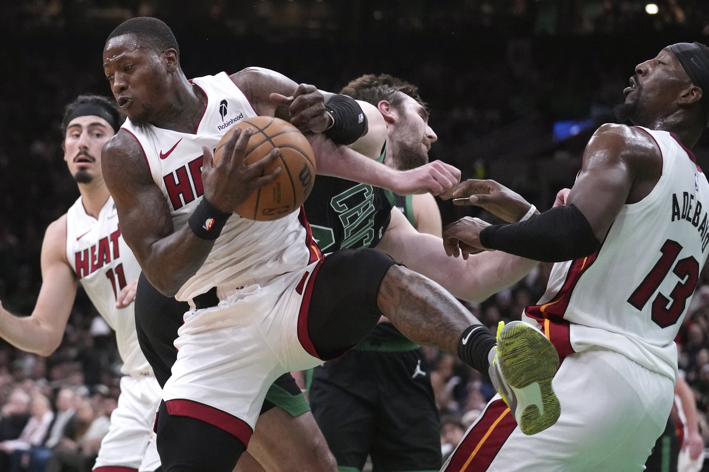 Brown scores 29, Pritchard adds 25 bench points to lead Celtics past Heat 108-89 | iNFOnews.ca Brown scores 29, Pritchard adds 25 bench points to lead Celtics past Heat 108-89 | iNFOnews.ca