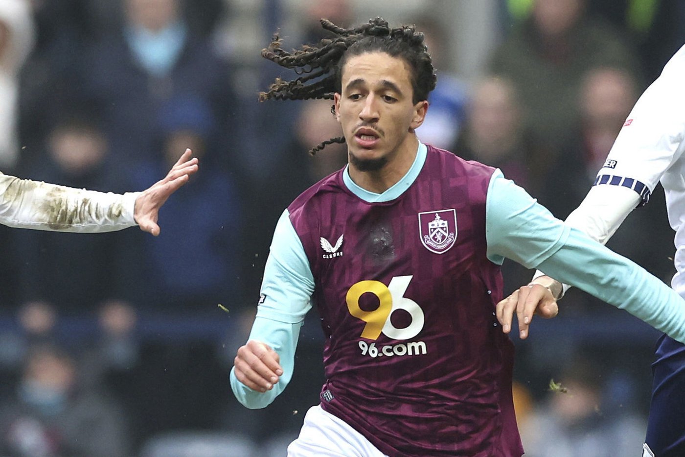 Burnley player says he received 'disgusting' racial abuse from opponent | iNFOnews.ca