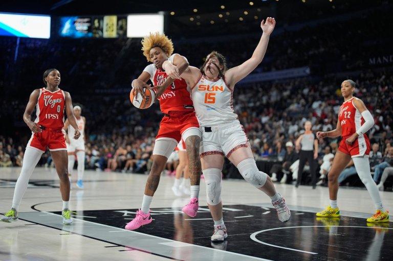 Las Vegas Aces lose NaLyssa Smith for season to injury, a major blow to WNBA champs' repeat hopes | iNFOnews.ca