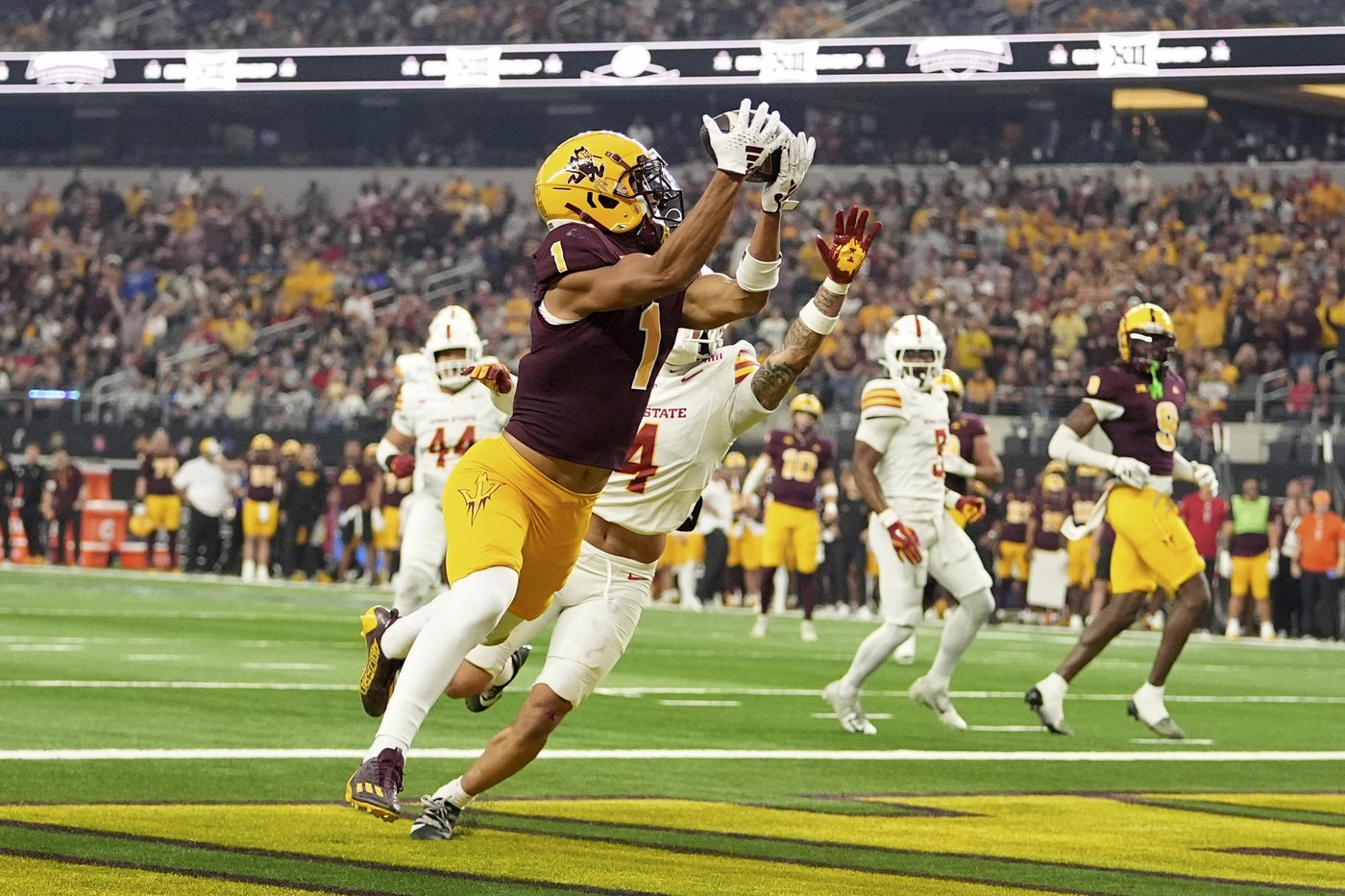 Expanded College Football Playoff field draws more bets and on more teams | iNFOnews.ca