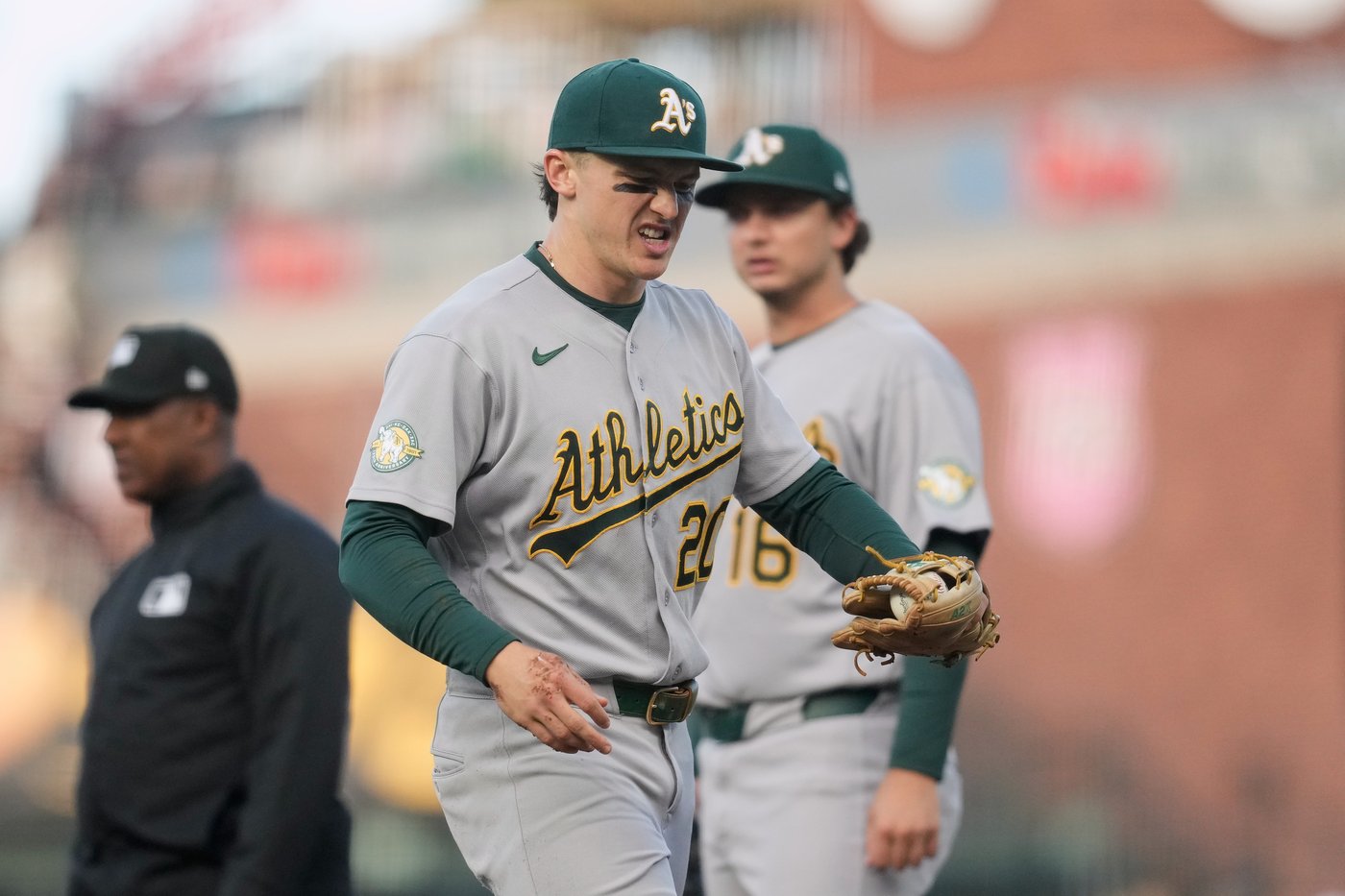 Athletics' Zack Gelof loses hit streak at 24 games after getting spiked on his right hand | iNFOnews.ca Athletics' Zack Gelof loses hit streak at 24 games after getting spiked on his right hand | iNFOnews.ca