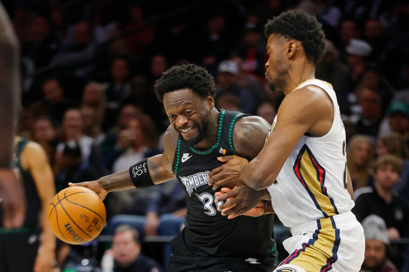 Pelicans erase 18-point second-half deficit in 119-115 win over Timberwolves | iNFOnews.ca