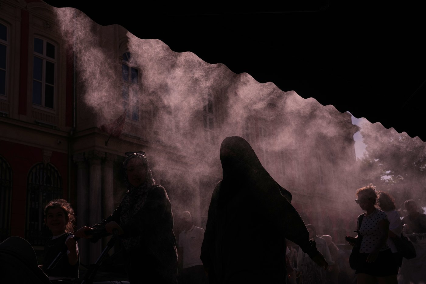 The top photos of the day by AP photojournalists | iNFOnews.ca