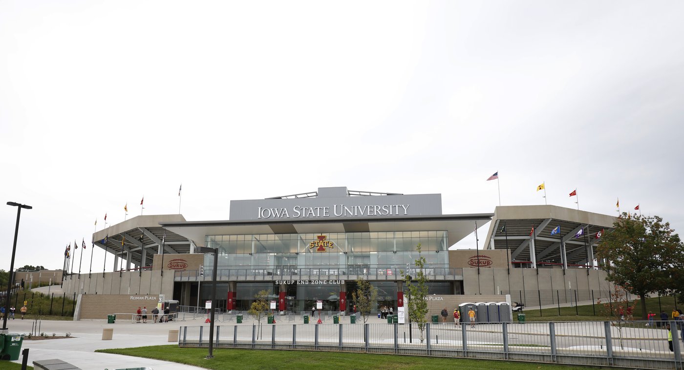 Iowa State unveils plan for entertainment complex between football and basketball venues | iNFOnews.ca Iowa State unveils plan for entertainment complex between football and basketball venues | iNFOnews.ca