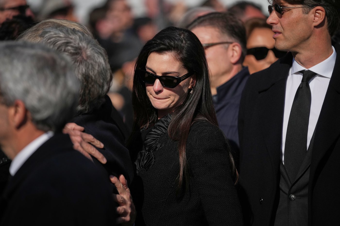 Stars and the public say a final goodbye to fashion icon Valentino at a Rome funeral | iNFOnews.ca Stars and the public say a final goodbye to fashion icon Valentino at a Rome funeral | iNFOnews.ca