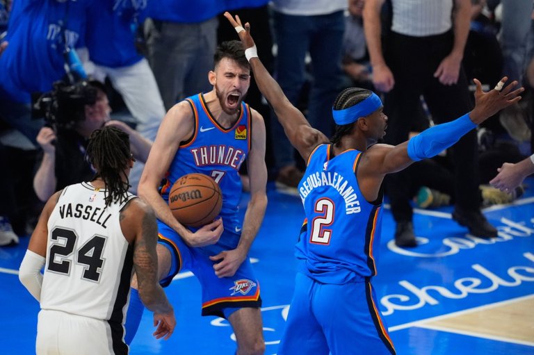 Shai Gilgeous-Alexander scores 30, Thunder top Spurs 122-113 in Game 2 of West finals | iNFOnews.ca