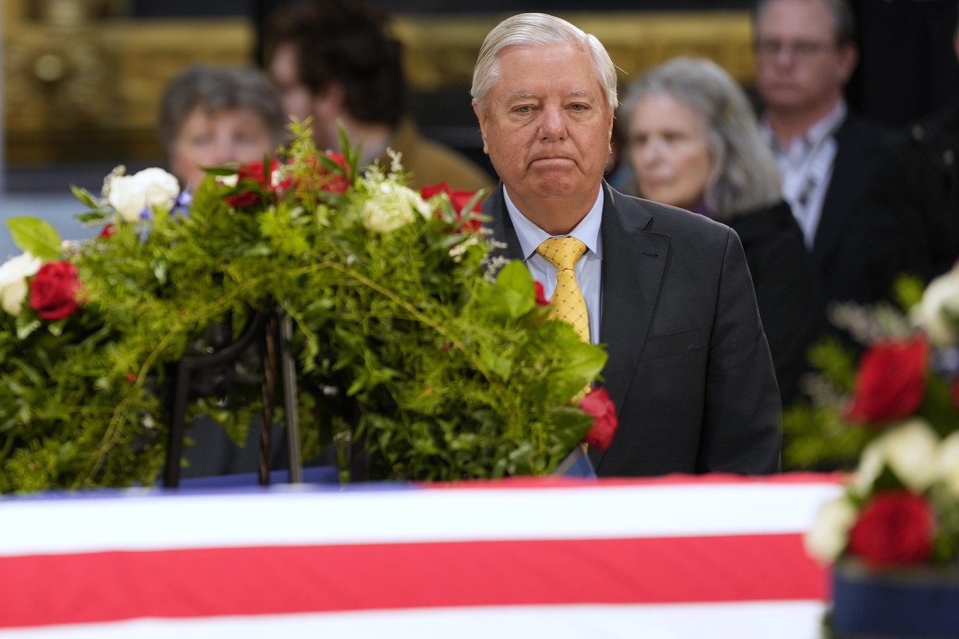 President-elect Donald Trump joins visitors to Jimmy Carter's casket in Capitol Rotunda | iNFOnews.ca President-elect Donald Trump joins visitors to Jimmy Carter's casket in Capitol Rotunda | iNFOnews.ca