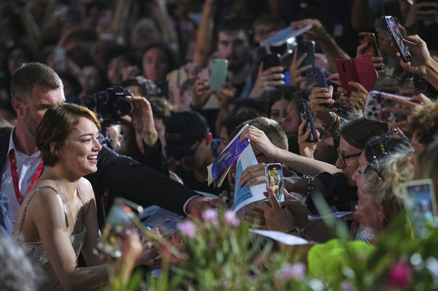 For Yorgos Lanthimos, new Emma Stone film ‘Bugonia’ isn’t a dystopia. It’s real | iNFOnews.ca