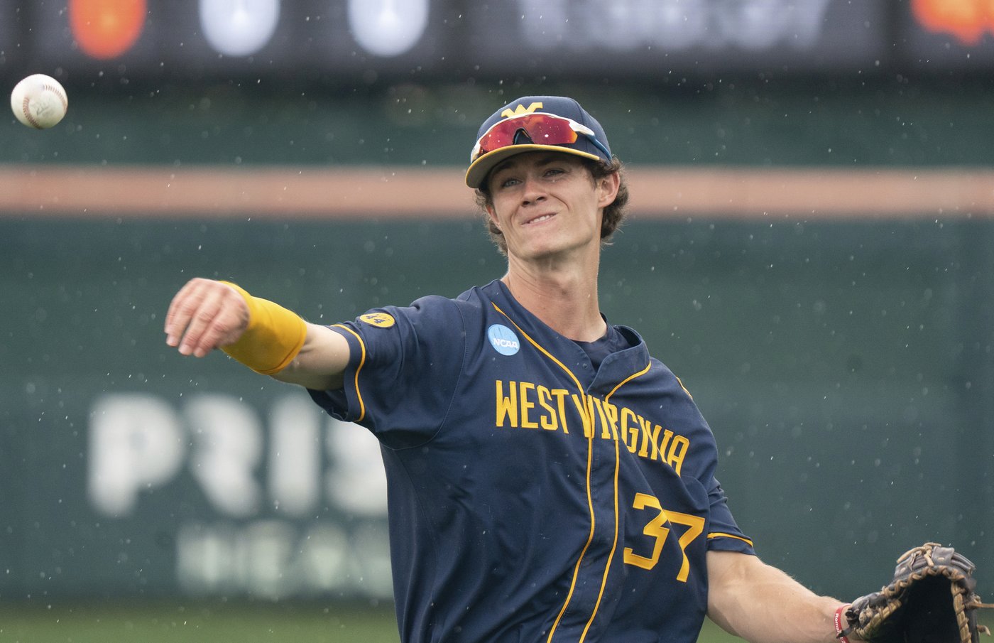 Utility player Armani Guzman leads West Virginia into 2nd straight NCAA super regional | iNFOnews.ca Utility player Armani Guzman leads West Virginia into 2nd straight NCAA super regional | iNFOnews.ca