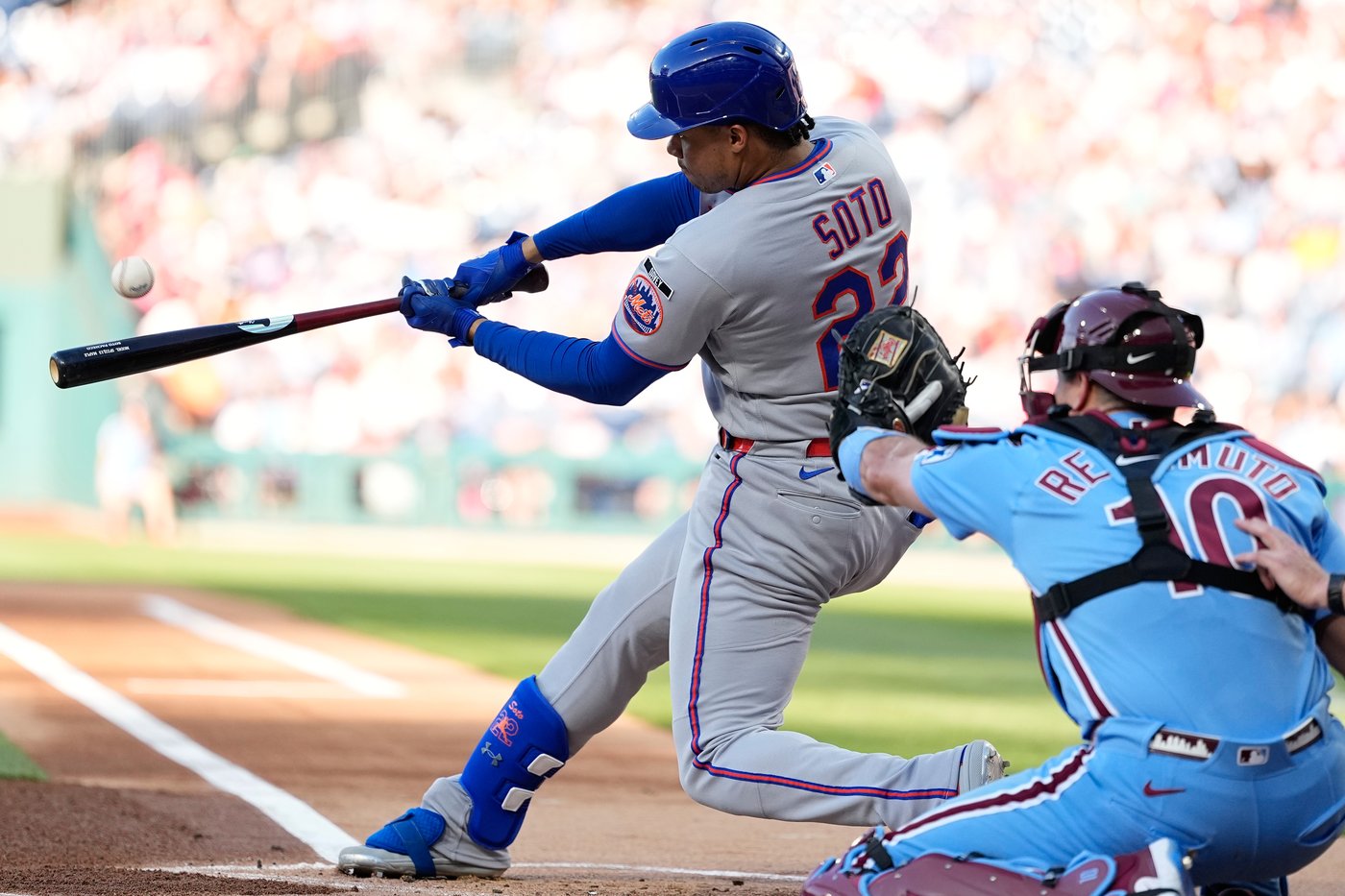Juan Soto homers twice to lead the Mets to a 6-4 win over the Phillies | iNFOnews.ca