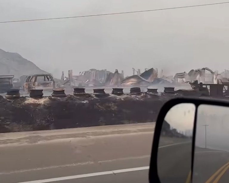 Mayor of Clinton, B.C., says crew assessing damage in community after wildfire | iNFOnews.ca