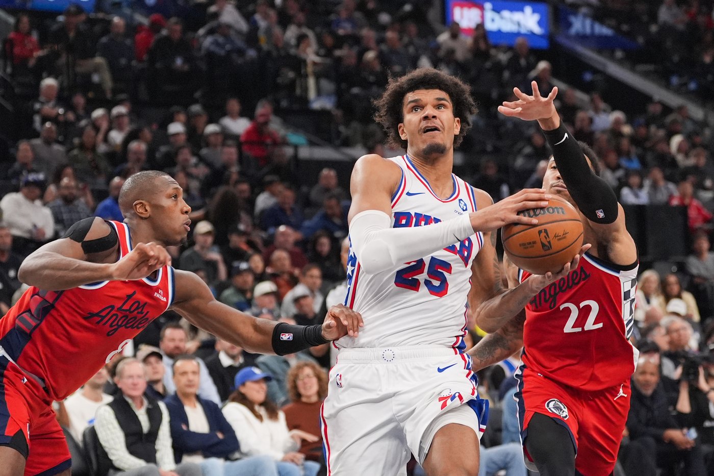 Maxey's 29 points and seven 3-pointers lead 76ers to fourth straight win over Clippers | iNFOnews.ca Maxey's 29 points and seven 3-pointers lead 76ers to fourth straight win over Clippers | iNFOnews.ca