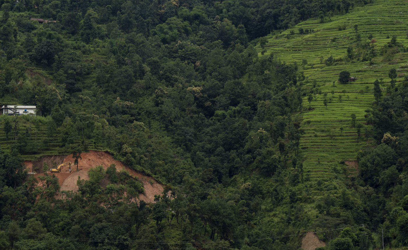AP PHOTOS: Cascading disasters push residents of a Nepalese valley to the brink | iNFOnews.ca