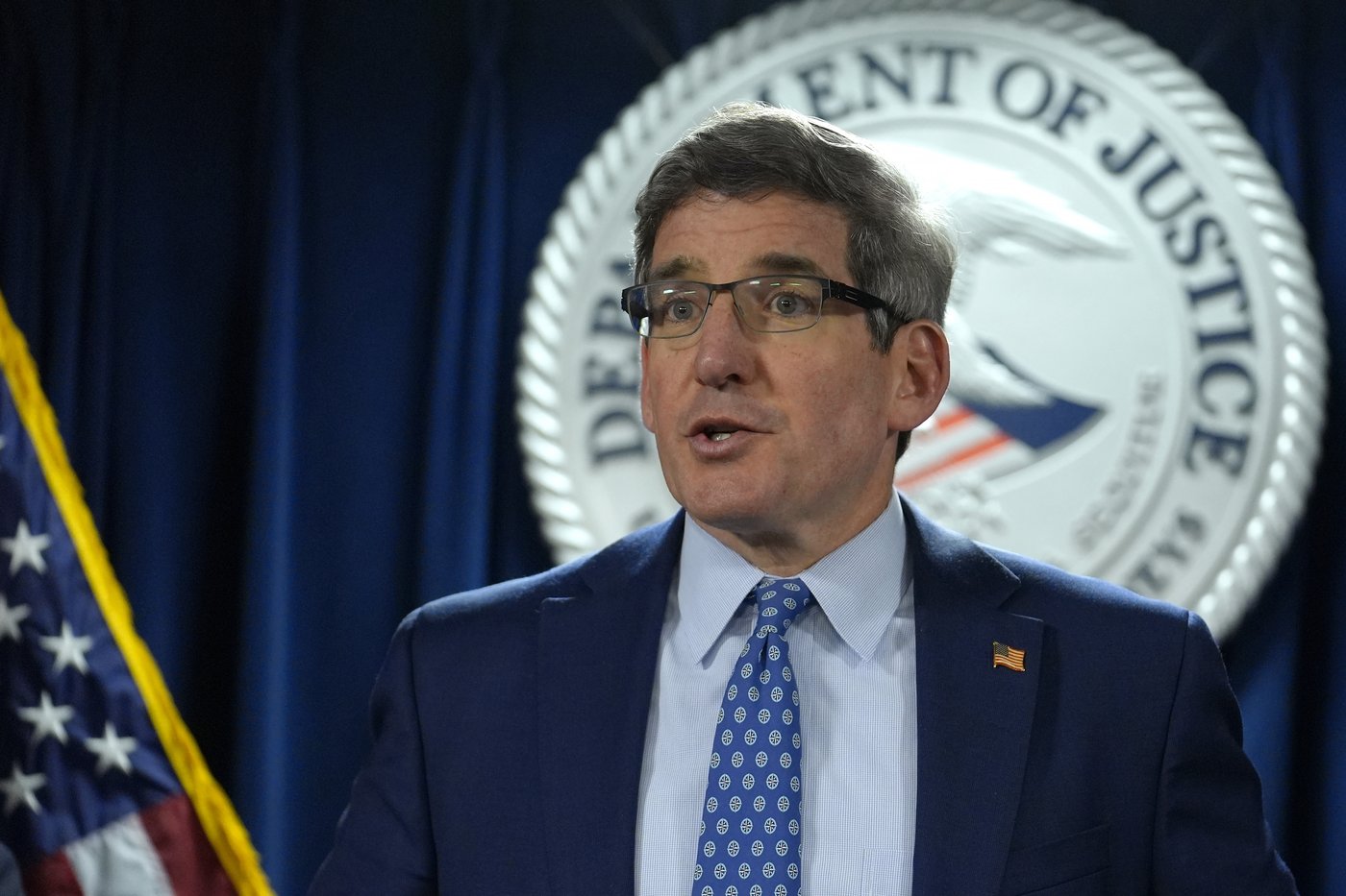Report finds police in Massachusetts city let officers engage in sex with suspected prostitutes | iNFOnews.ca