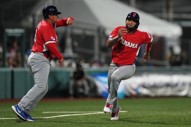 Panama pounces on miscues to beat Canada 4-3 at World Baseball Classic | iNFOnews.ca