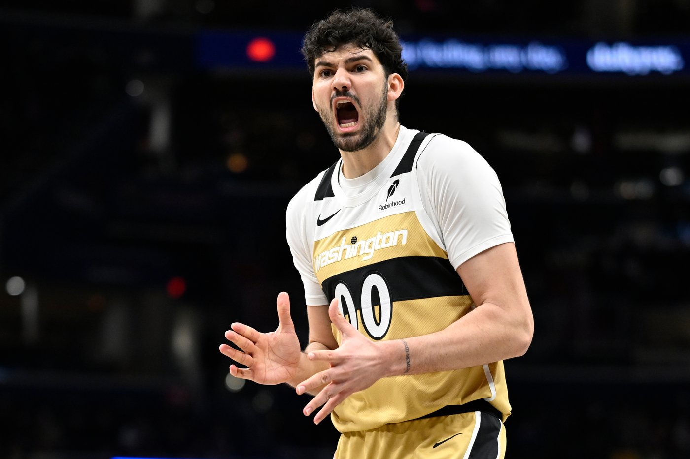 Jakucionis goes 6 for 6 from 3 as Heat roll past Wizards 132-101 | iNFOnews.ca