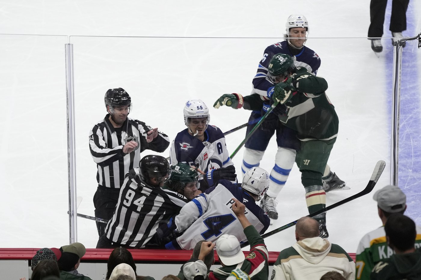 Hellebuyck makes 43 saves, Iafallo scores twice to give Jets 4-1 win over Wild | iNFOnews.ca