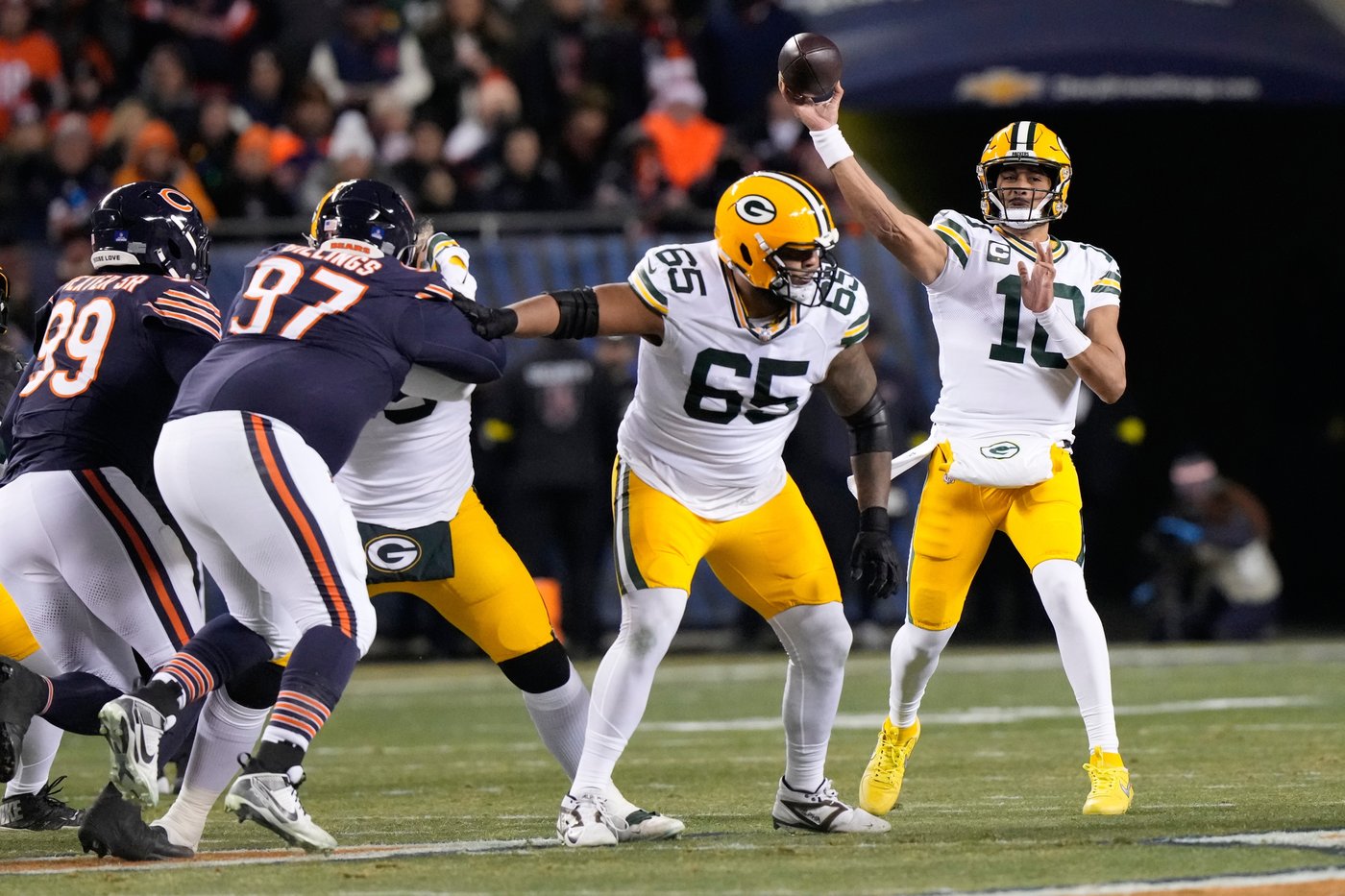 Jordan Love exits Green Bay loss with a concussion in latest injury for Packers | iNFOnews.ca Jordan Love exits Green Bay loss with a concussion in latest injury for Packers | iNFOnews.ca