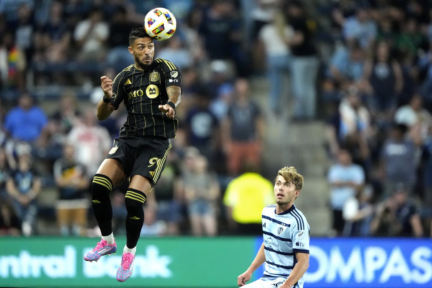 David Martínez, Denis Bouanga, Hugo Lloris power LAFC to 3-0 romp over Sporting KC | iNFOnews.ca