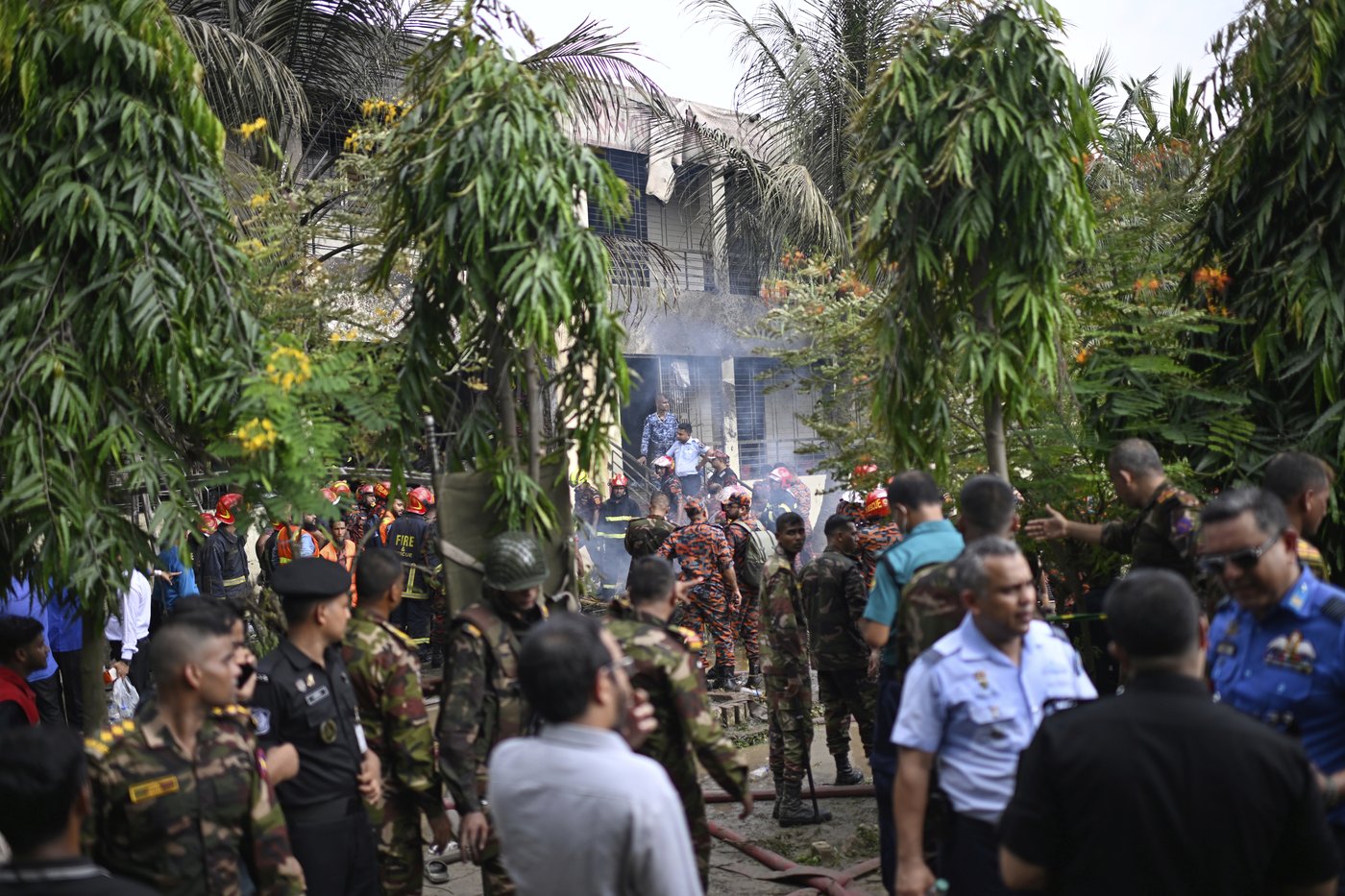 What to know about the Bangladesh Air Force jet crash into a Dhaka school | iNFOnews.ca What to know about the Bangladesh Air Force jet crash into a Dhaka school | iNFOnews.ca